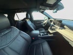 2025 Explorer Thumbnail 10