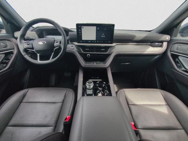 2025 Ford Explorer - $43,637