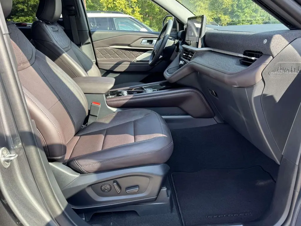 2026 Ford Explorer - $46,899