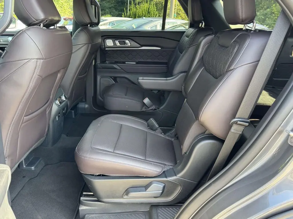 2026 Ford Explorer - $46,899