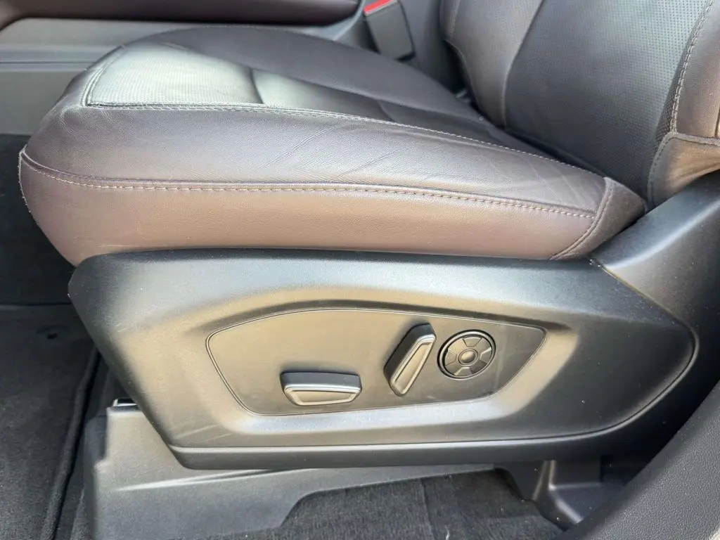 2026 Ford Explorer - $46,899