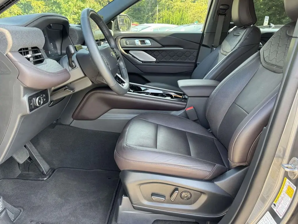 2026 Ford Explorer - $46,899