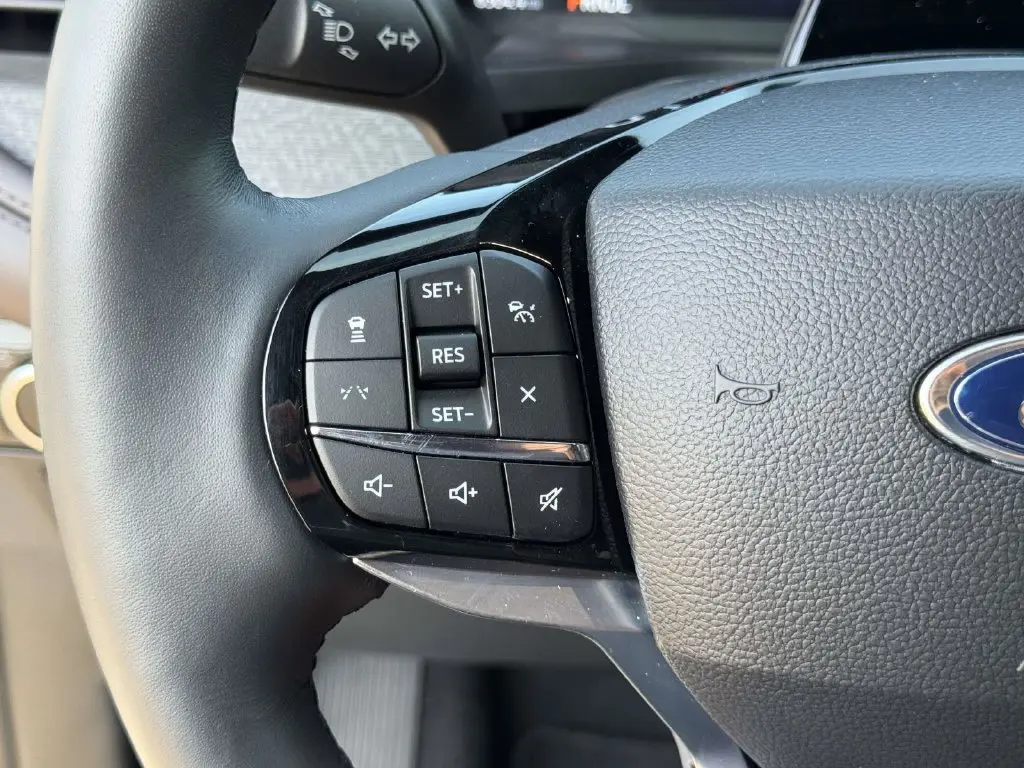 2026 Ford Explorer - $45,998