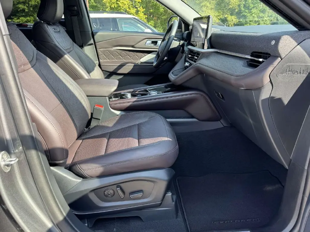 2026 Ford Explorer - $45,998