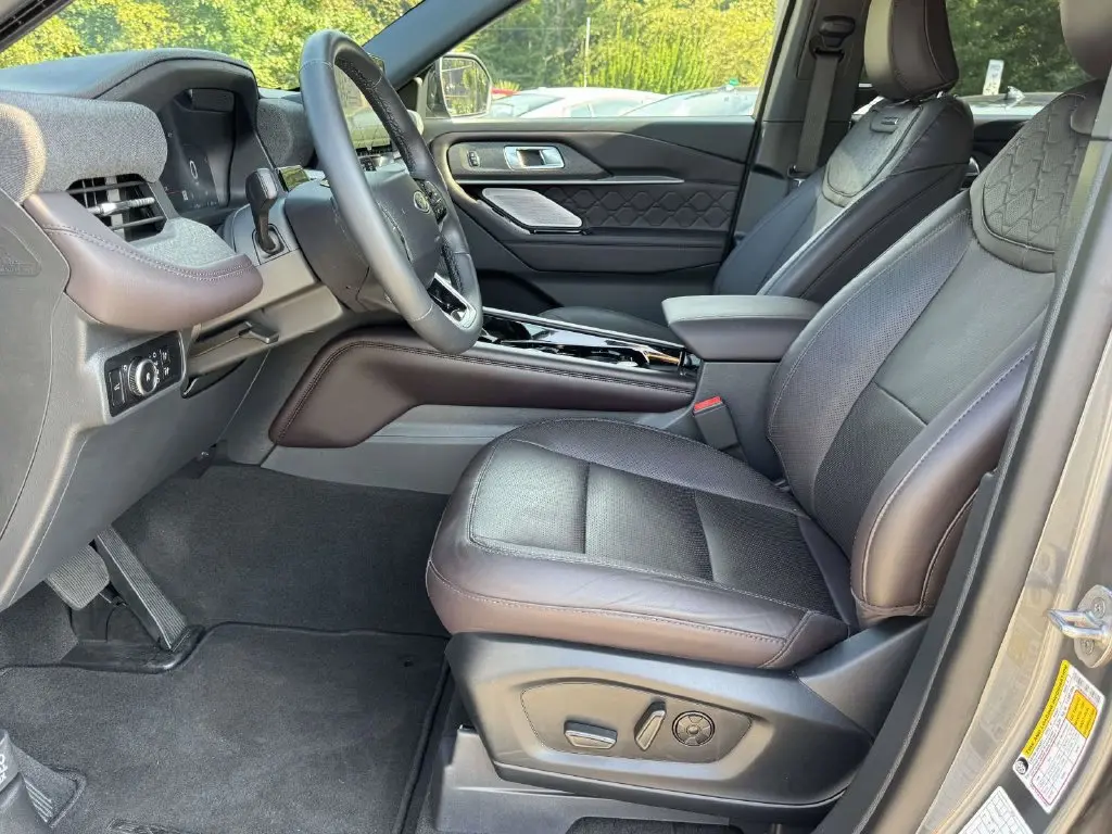 2026 Ford Explorer - $45,998