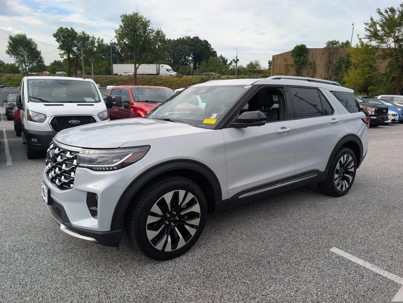 2025 Ford Explorer - $43,500
