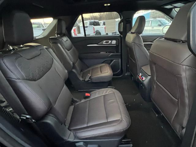 2025 Ford Explorer - $44,562
