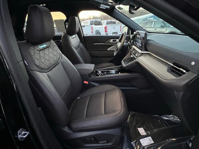 2025 Ford Explorer - $44,562