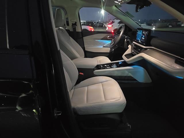 2026 Ford Explorer - $46,988