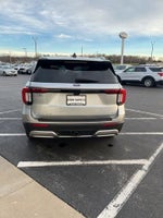 2025 Explorer Thumbnail 5