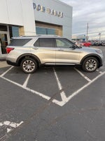 2025 Explorer Thumbnail 7