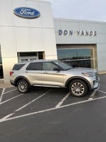 2025 Explorer Thumbnail 8