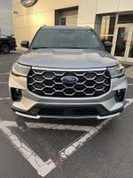 2025 Explorer Thumbnail 9