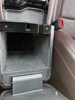 2025 Explorer Thumbnail 20