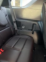 2025 Explorer Thumbnail 37