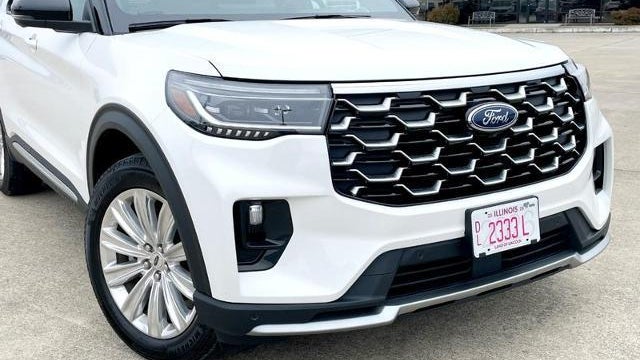 2025 Ford Explorer Platinum