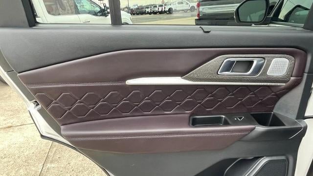 2025 Ford Explorer Platinum
