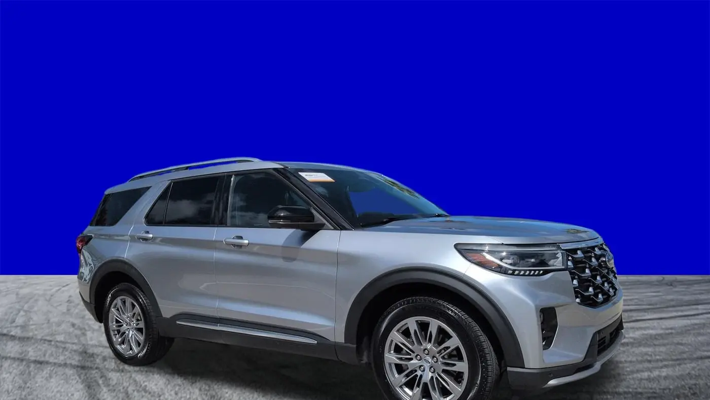 2025 Ford Explorer Platinum