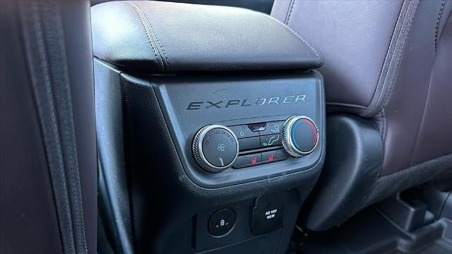 2025 Ford Explorer Platinum