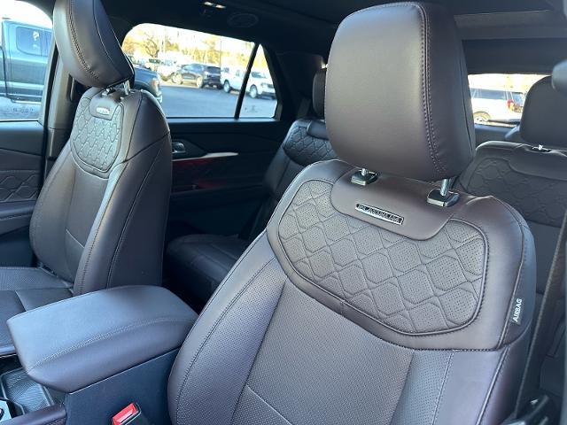 2025 Ford Explorer - $44,877