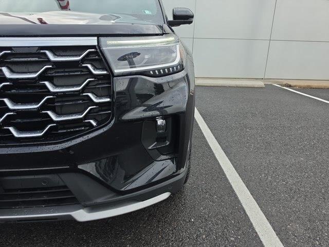 2025 Ford Explorer - $43,500
