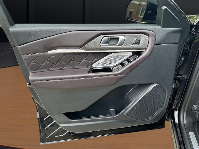 2025 Ford Explorer - $47,995
