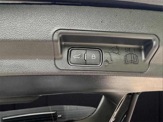 2025 Ford Explorer - $47,995