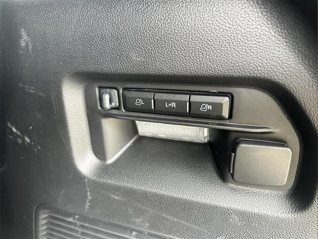 2025 Ford Explorer - $47,995