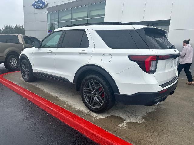 2025 Ford Explorer - $39,985