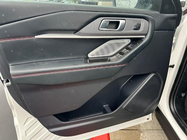 2025 Ford Explorer - $39,985