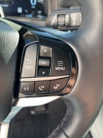 2025 Explorer Thumbnail 15