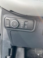 2025 Explorer Thumbnail 17