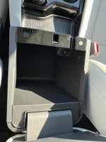 2025 Explorer Thumbnail 20