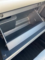 2025 Explorer Thumbnail 28