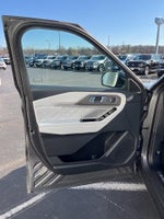 2025 Explorer Thumbnail 29