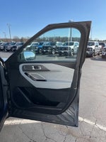 2025 Explorer Thumbnail 30