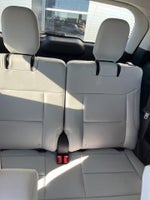 2025 Explorer Thumbnail 36