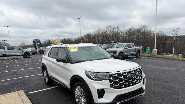 2025 Ford Explorer Platinum