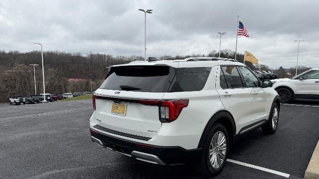 2025 Ford Explorer Platinum