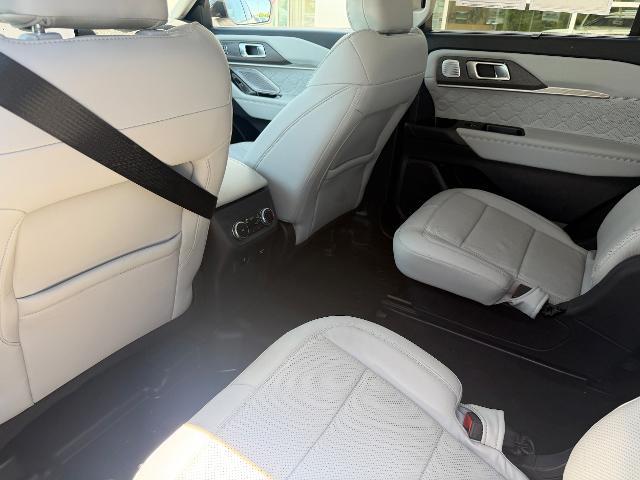 2025 Ford Explorer - $44,985