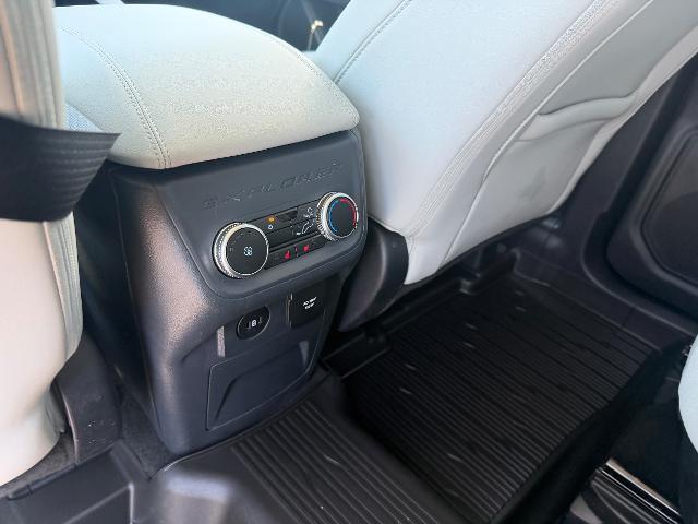 2025 Ford Explorer - $44,985