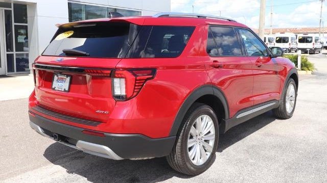 2025 Ford Explorer Platinum