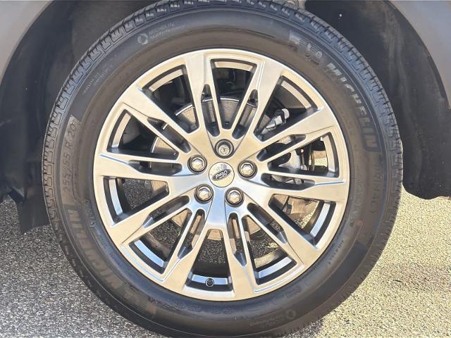 2025 Ford Explorer - $39,275