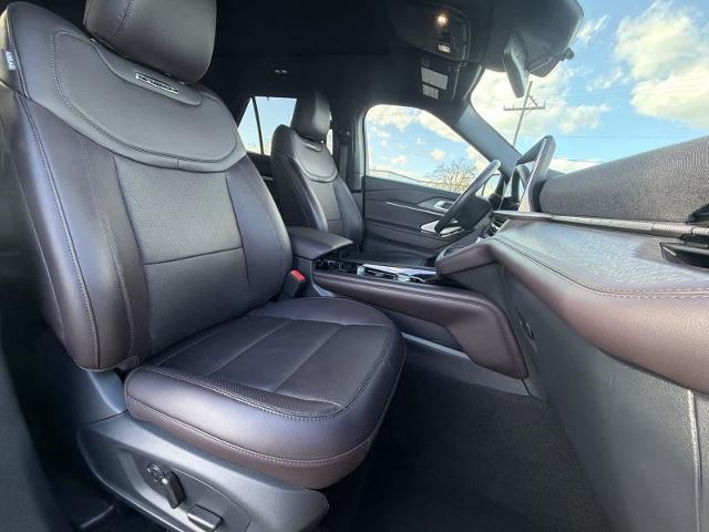 2025 Ford Explorer - $39,275