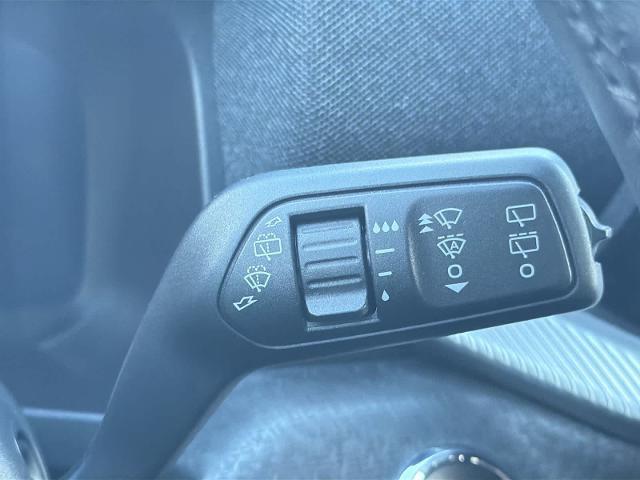 2025 Ford Explorer - $39,275