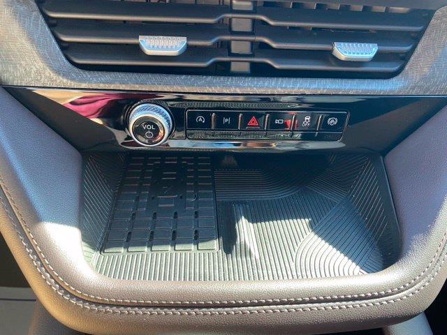 2025 Ford Explorer - $43,509