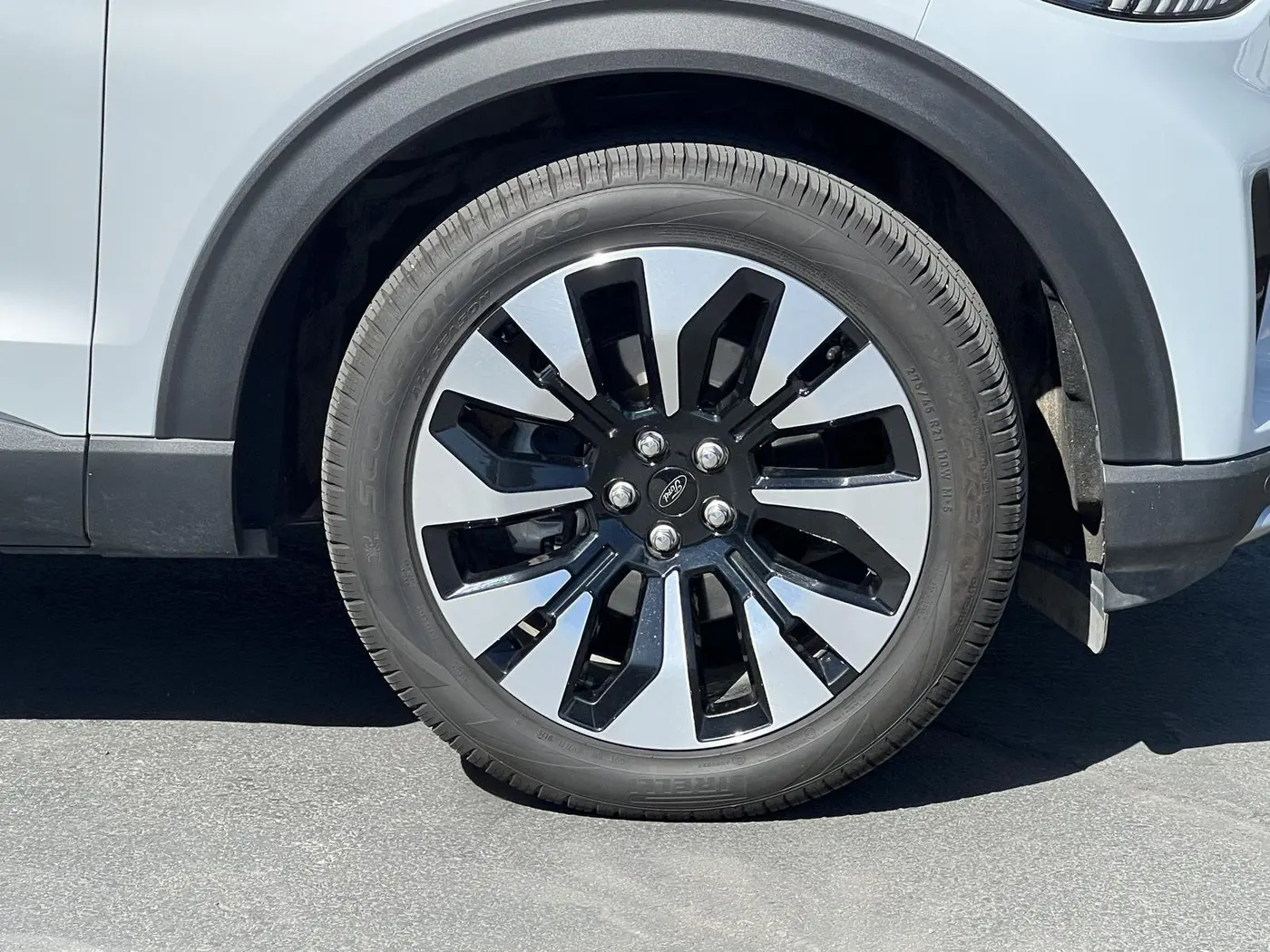 2025 Ford Explorer - $41,042
