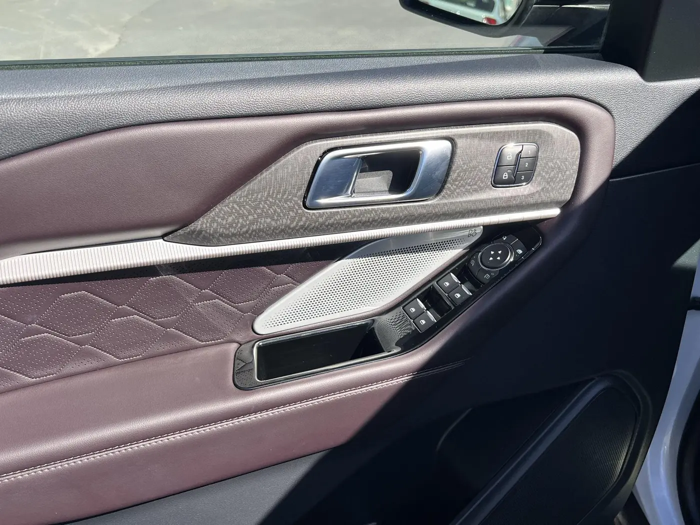 2025 Ford Explorer - $41,042