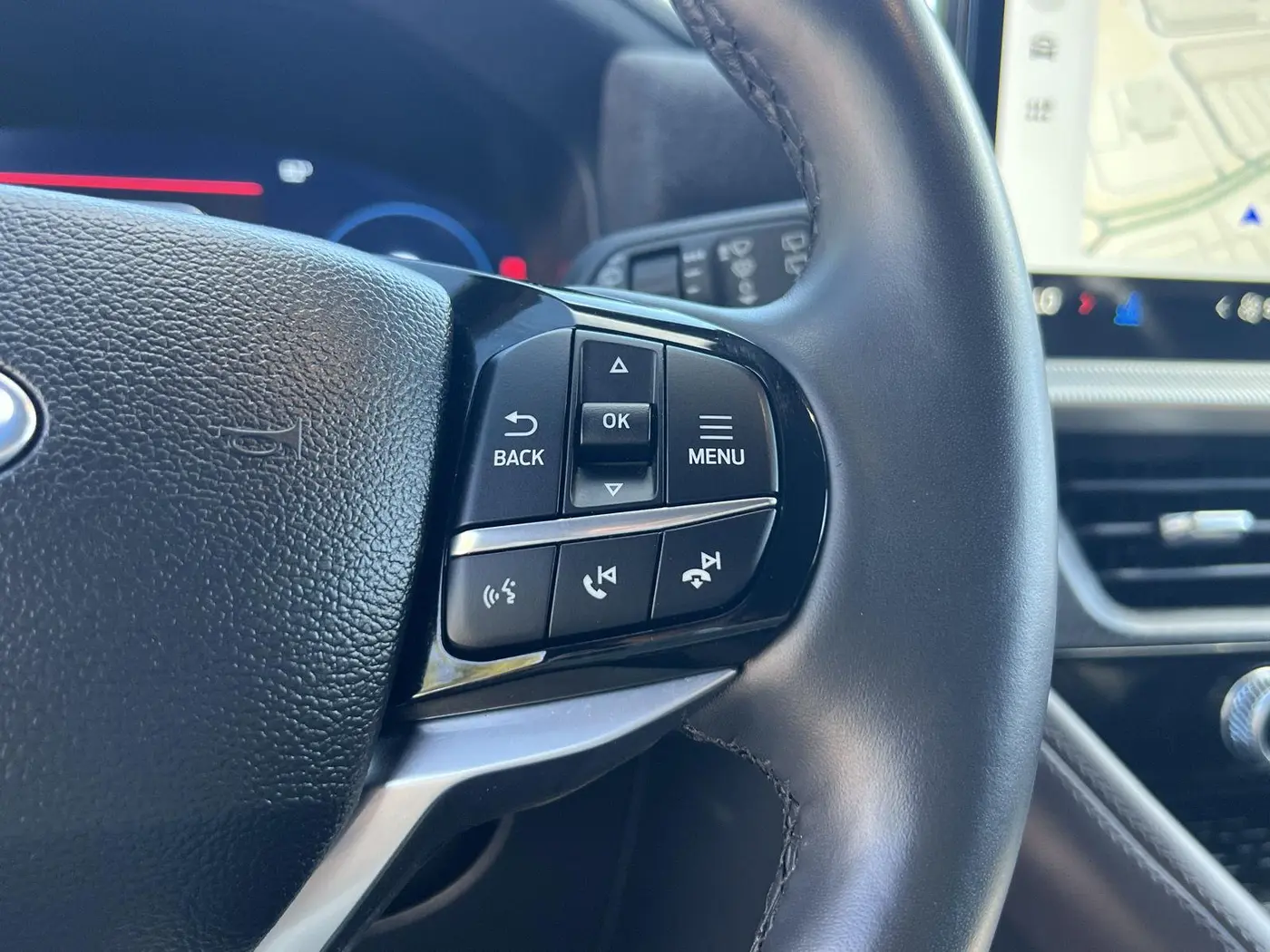 2025 Ford Explorer - $41,042
