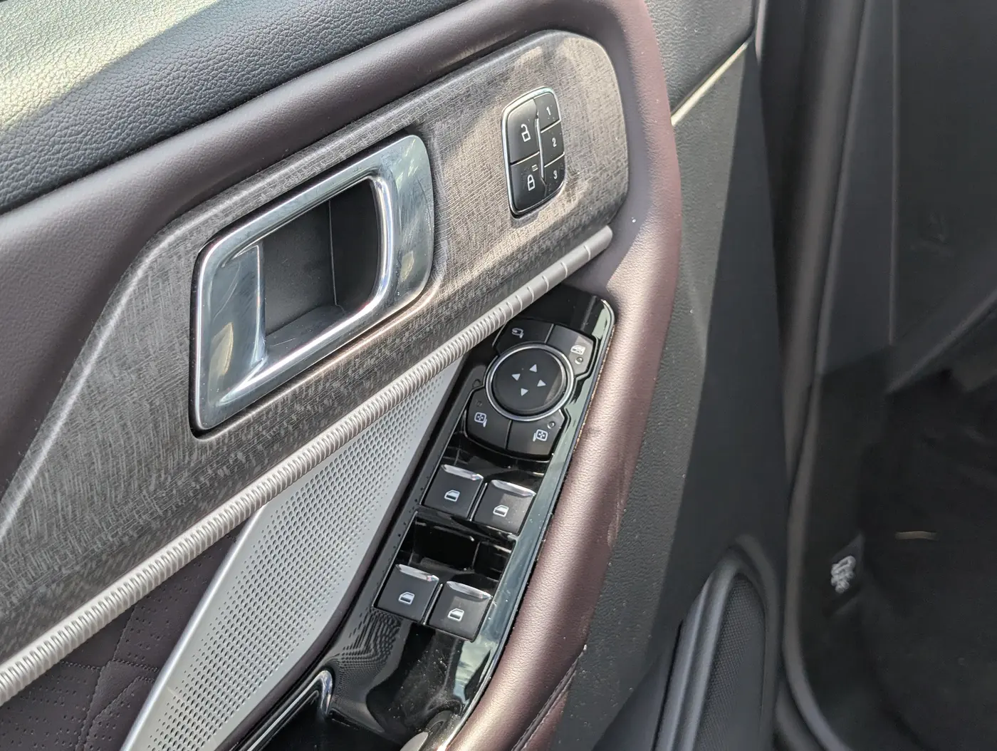 2025 Ford Explorer - $44,000